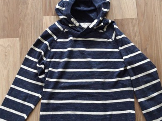 H&M kampsun, s 122/128