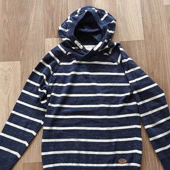 H&M kampsun, s 122/128