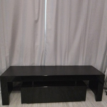 Продам тумбу под TV