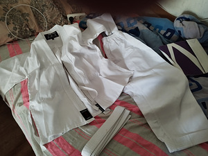 Детское Кимоно. (3 фото из 3)