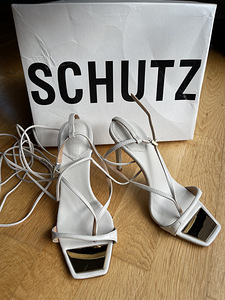 Кожаные сандалии Schutz (2 фото из 5)