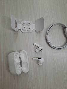 Airpods gen 3 (2 фото из 4)