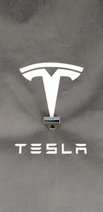 Välkmäluseade Tesla USB Stick 128 GB 3.1 originaal (5 foto / 5)