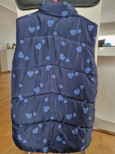 Vest 140 Mothercare (2 foto / 4)