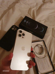 iPhone 12 про макс 256 (3 фото из 3)