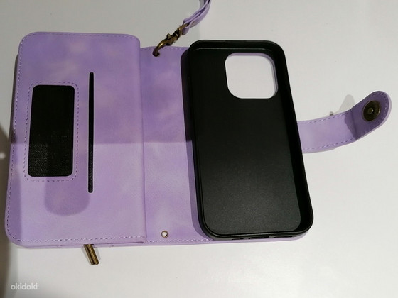 Чехол на iPhone 14