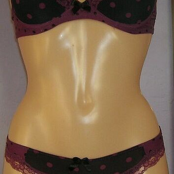 Uus !!! BRA Push Up+Panties EU 75A no secret
