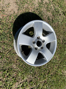 Ford Tourneo Connect одинарный диск (1 фото из 2)
