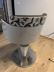 Juuksuri tool (1 foto / 2)