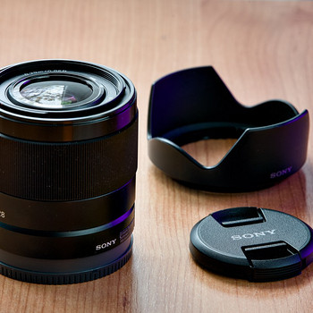 Sony 28mm f/2 (новый)