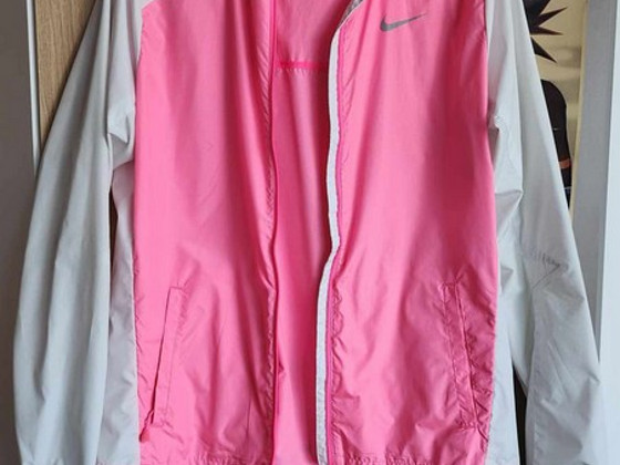 Ветровка Nike L