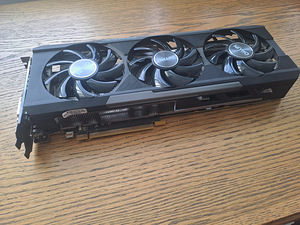 Видеокарта Sapphire Nitro R9 390 8 ГБ (2 фото из 3)