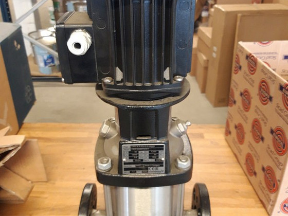 Vertikaal mitmeastmeline pump, Grundfos CRN1-8A-FGJ-G-V-HQQ