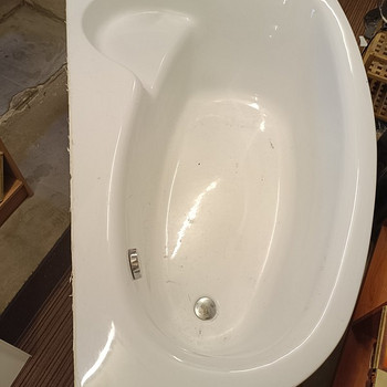 Vann 160x105 sm., akrüül, valge Vann 160x105, akrüül