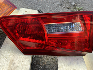 Задние стопы Lexus IS 220d,250 II (3 фото из 8)