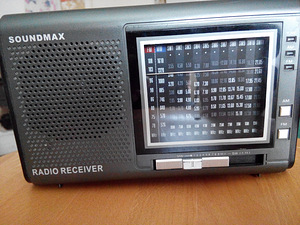 Portativnii radiopriemnik SOUNDMAX (1 foto / 4)