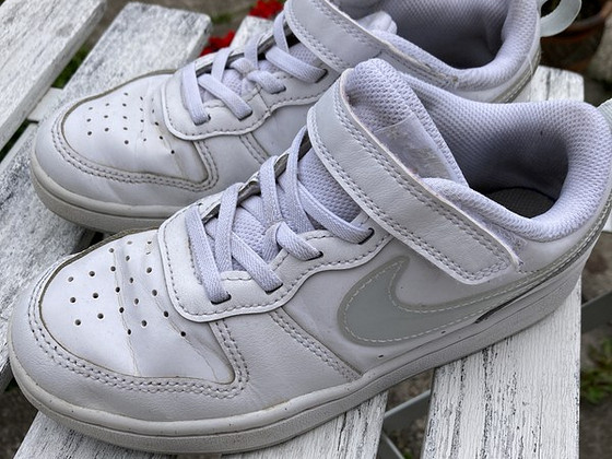 Nike 33