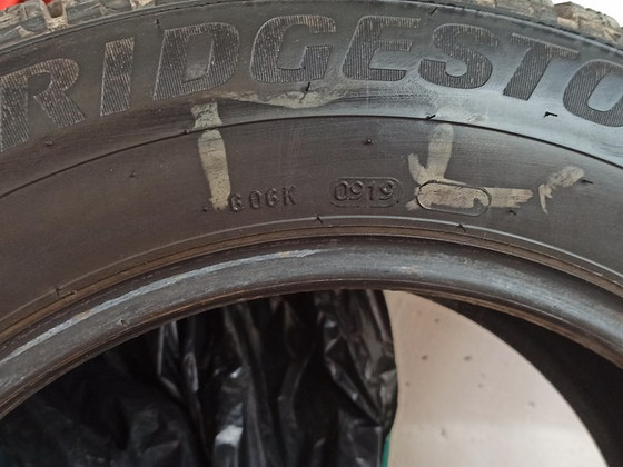 Продам резину Bridgestone