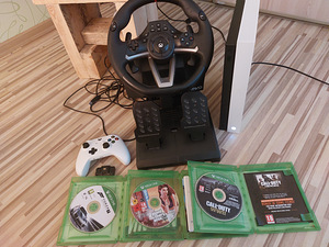 XBox One X 1 ТБ (7 фото из 8)
