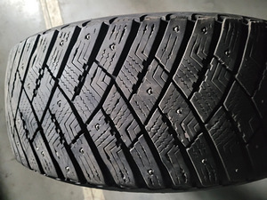 Good year 225/55R17 - 4 шт. (3 фото из 8)