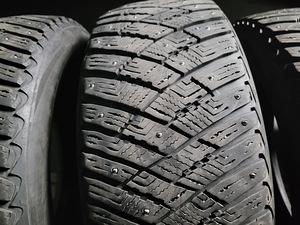 Good year 225/55R17 - 4 шт. (8 фото из 8)