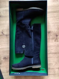 Tommy Hilfiger s.37 (ostuhind 199.90) (1 foto / 4)