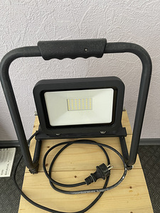 Ehituslamp - LED - prozektor (1 foto / 5)