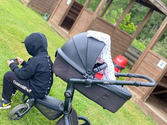 Vanker Mima Xari täiesti must eksklusiivne