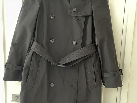 Burberry mantel
