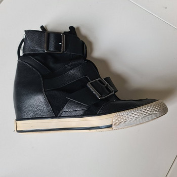DKNY salakontsaga sportlikud jalatsid nr 39