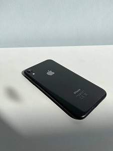 iPhone XR must (черный) (1 фото из 3)