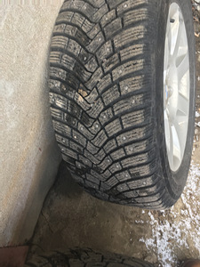 Rattad 225/55 R16 XL BMW 115 (3 foto / 3)