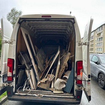 Вывоз мусора, перевозки , демонтаж , уборка квартир, домов