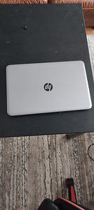 Ноутбук HP (1 фото из 3)