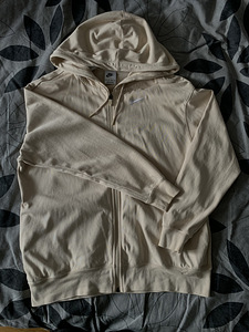 Nike kampsun (2 foto / 3)