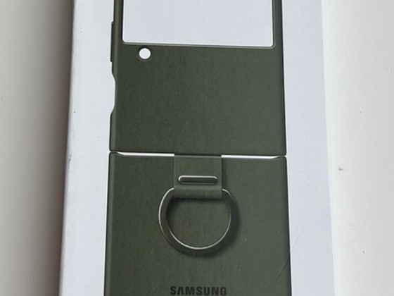 Samsung Galaxy Z Flip4 Silicone Cover with Ring , Khaki