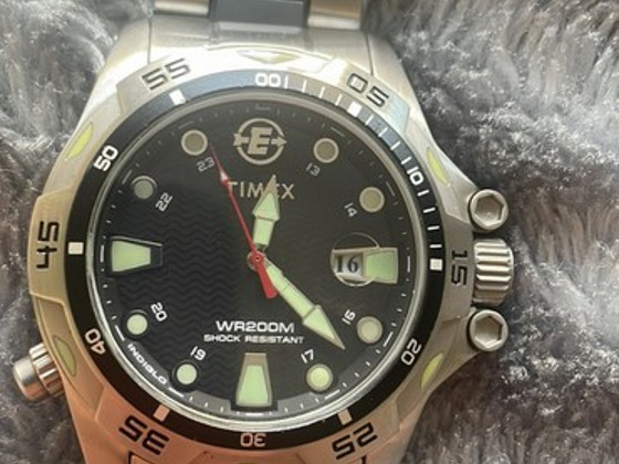 Часы timex
