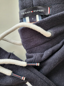 Tommy Hilfiger s (3 фото из 3)
