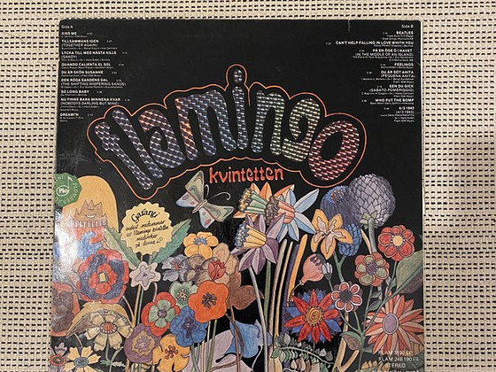 Виниловая пластинка группы "Flamingo"