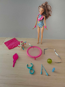 Продаются какающая собака FurReal и гимнастка Barbie (3 фото из 3)