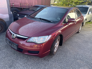Honda Civic 8 по запчастям (1 фото из 10)