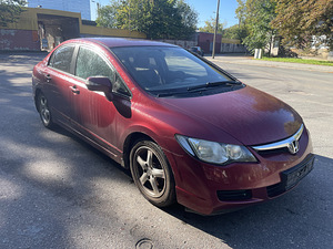Honda Civic 8 по запчастям (2 фото из 10)