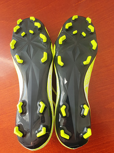 Бутсы Nike новые! (4 фото из 5)