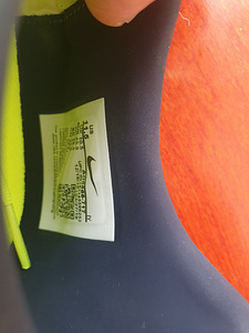 Бутсы Nike новые! (5 фото из 5)