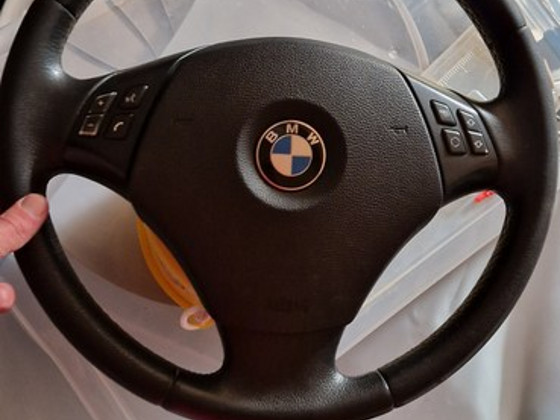 BMW e90 руль
