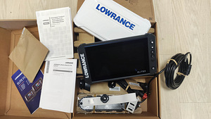 Эхолот LOWRANCE Elite-9 FS Active Imaging 3 in 1 (2 фото из 3)