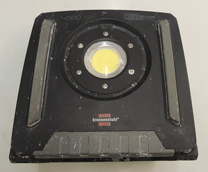 Töö LED lamp Brennenstuhl Multi 4000MA + Aku 4,0Ah (2 foto / 7)