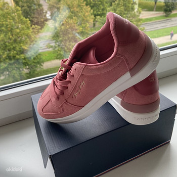 Uus tossud Tommy Hilfiger