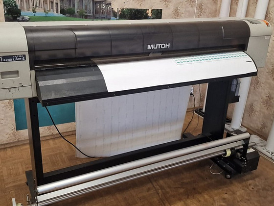 Широкоформатный принтер Mutoh ValueJet VJ1323