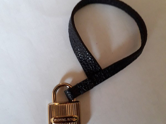 Брелок Michael Kors для сумок